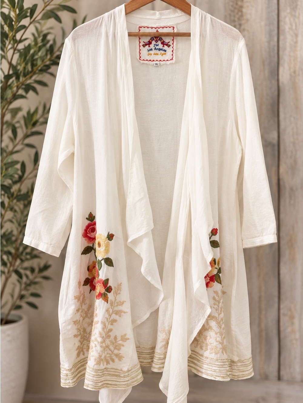 Johnny Was Cardigan XL White Floral Embroidered